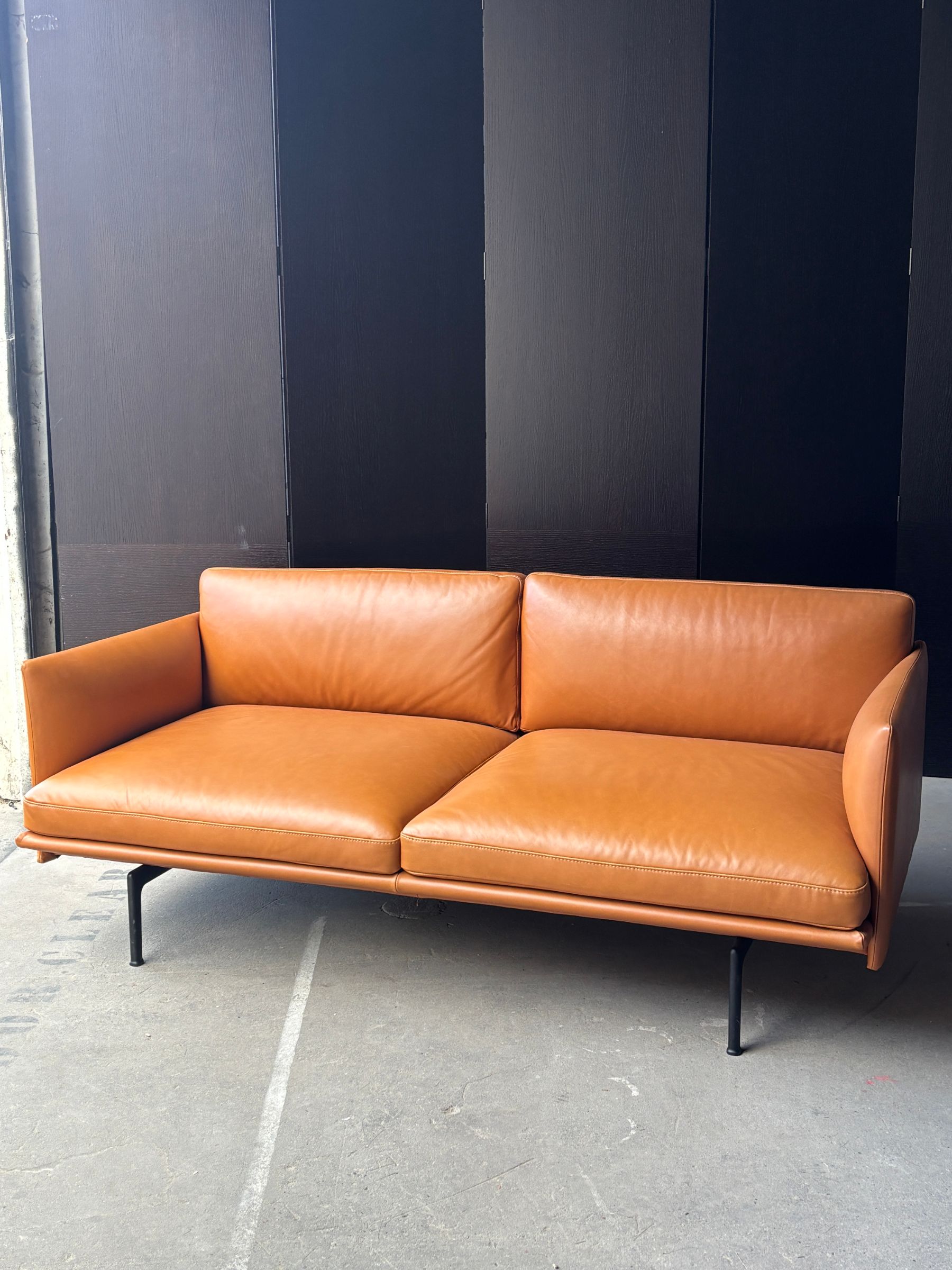 Canapé 2 places Muuto Outline – Cuir cognac product image 1