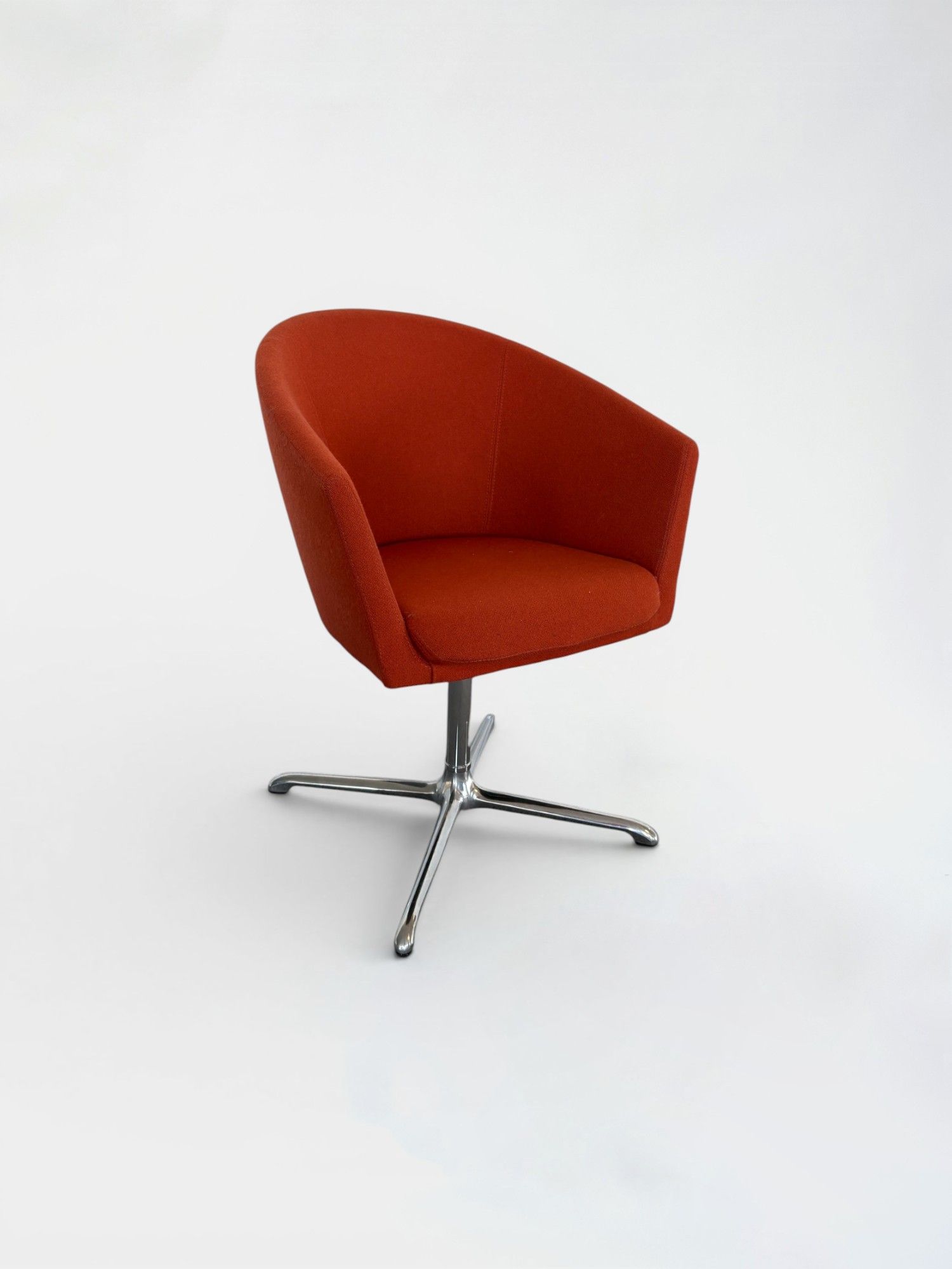 Artifort Orange Fabric Chair product image 1