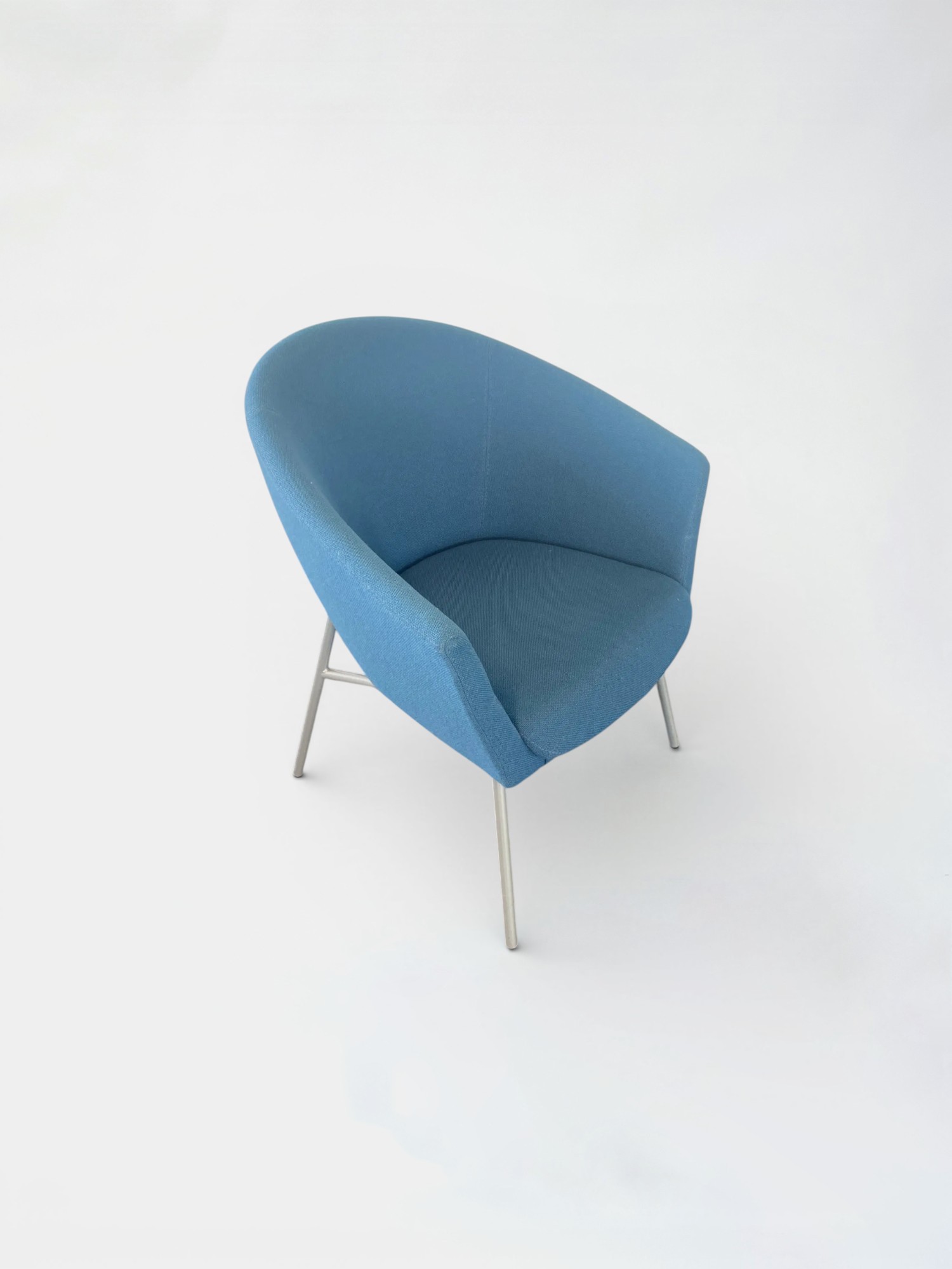Artifort Megan Blue Fabric Armchair product image